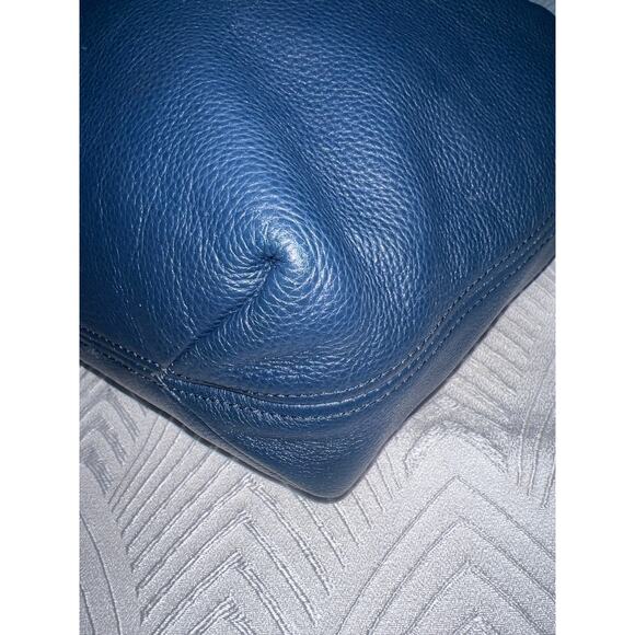 Michael Kors Navy Camden Blue Leather Drawstring Hobo Shoulder Bag Tassel - Picture 8 of 14